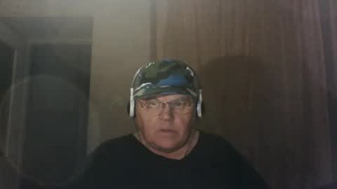 Snapshot of guyboy73 chatting on September 2025 12:56:02 AM guyboy73 online show from September 2025 12:56:02 AM