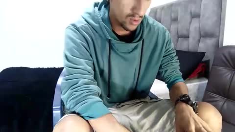 Snapshot of guykarim chatting on February 2025 12:46:01 AM karim online show from February 2025 12:46:01 AM