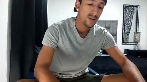 Snapshot of guykarim chatting on October 2025 04:01:01 AM karim online show from October 2025 04:01:01 AM