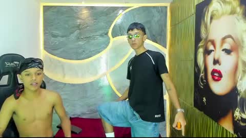 Snapshot of guys_hard_cock chatting on April 2026 04:46:01 AM guys_hard_cock online show from April 2026 04:46:01 AM