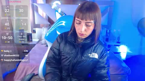 gyal_8_ online show from November 2025 04:03:01 PM