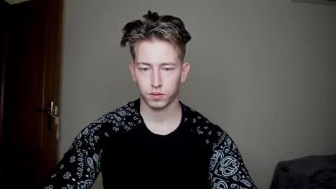 Snapshot of gym_alpha chatting on December 2024 06:41:01 PM Oliver online show from December 2024 06:41:01 PM