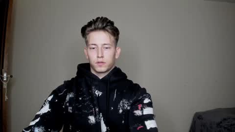 Snapshot of gym_alpha chatting on December 2024 09:43:02 PM Oliver online show from December 2024 09:43:02 PM