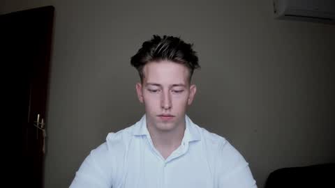 Snapshot of gym_alpha chatting on January 2025 05:59:01 PM Oliver online show from January 2025 05:59:01 PM