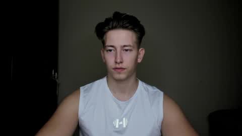 Snapshot of gym_alpha chatting on January 2025 09:09:02 PM Oliver online show from January 2025 09:09:02 PM