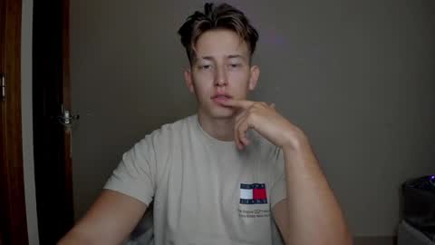 Snapshot of gym_alpha chatting on January 2025 04:59:02 PM Oliver online show from January 2025 04:59:02 PM