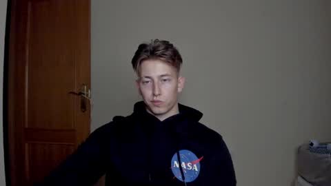 Snapshot of gym_alpha chatting on February 2025 08:49:01 PM Oliver online show from February 2025 08:49:01 PM