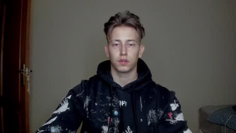 Snapshot of gym_alpha chatting on February 2025 11:13:02 PM Oliver online show from February 2025 11:13:02 PM