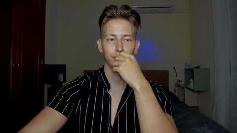 Snapshot of gym_alpha chatting on February 2025 07:49:01 PM Oliver online show from February 2025 07:49:01 PM