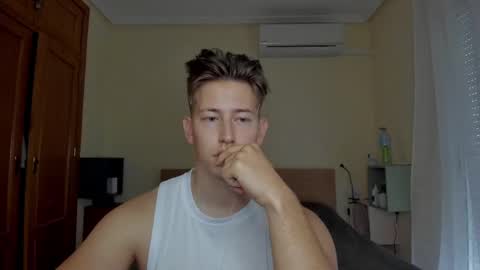 Snapshot of gym_alpha chatting on February 2025 11:41:02 AM Oliver online show from February 2025 11:41:02 AM