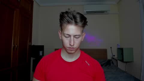 Snapshot of gym_alpha chatting on March 2025 08:42:02 PM Oliver online show from March 2025 08:42:02 PM