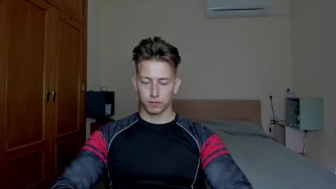 Snapshot of gym_alpha chatting on March 2025 04:17:02 PM Oliver online show from March 2025 04:17:02 PM