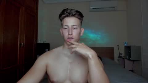 Snapshot of gym_alpha chatting on March 2025 06:45:01 PM Oliver online show from March 2025 06:45:01 PM