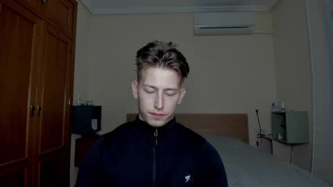 Snapshot of gym_alpha chatting on March 2025 07:59:02 PM Oliver online show from March 2025 07:59:02 PM