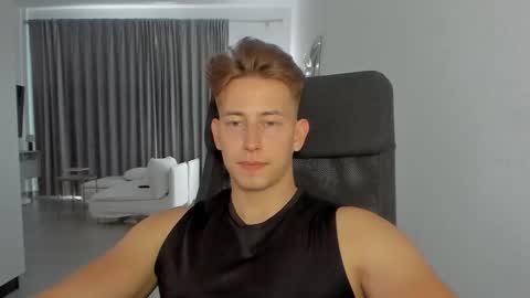 Snapshot of gym_alpha chatting on October 2025 04:17:02 PM Oliver online show from October 2025 04:17:02 PM