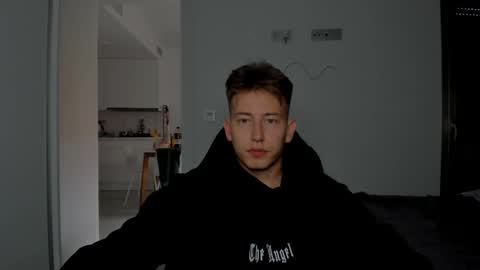 Oliver online show from March 2026 02:52:01 PM