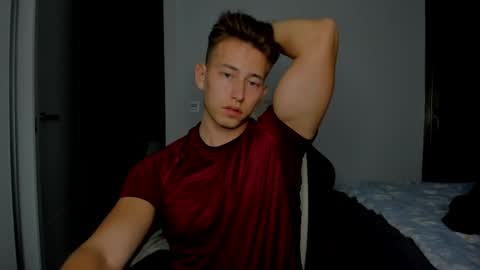 Snapshot of gym_alpha chatting on March 2026 12:27:02 AM Oliver online show from March 2026 12:27:02 AM