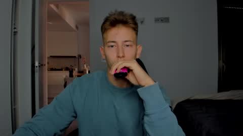 Snapshot of gym_alpha chatting on March 2026 11:32:01 AM Oliver online show from March 2026 11:32:01 AM