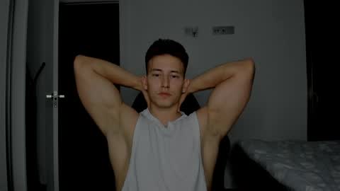 Snapshot of gym_alpha chatting on April 2026 06:52:01 PM Oliver online show from April 2026 06:52:01 PM