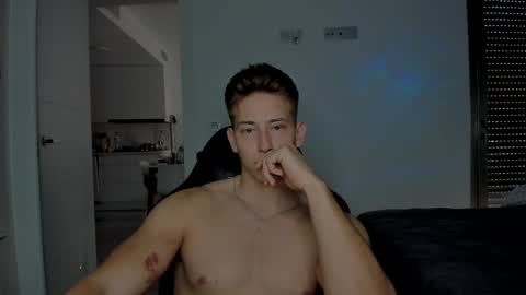 Snapshot of gym_alpha chatting on April 2026 04:13:01 PM Oliver online show from April 2026 04:13:01 PM