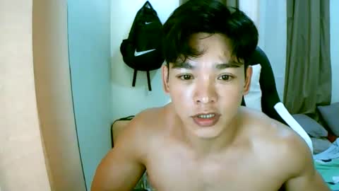 Snapshot of gymnasmenos chatting on March 2026 04:51:02 AM AJ online show from March 2026 04:51:02 AM