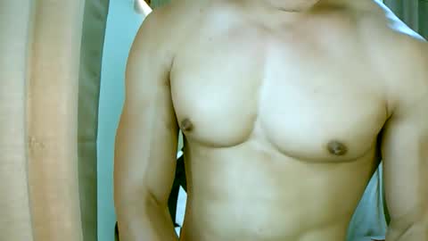 Snapshot of gymnasmenos chatting on March 2026 05:44:01 AM AJ online show from March 2026 05:44:01 AM