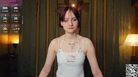 Kelly  Lilly online show from April 2026 08:20:02 PM