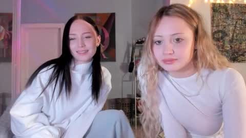 Ashleyblonde Ellies brunnette online show from December 2025 11:54:01 PM