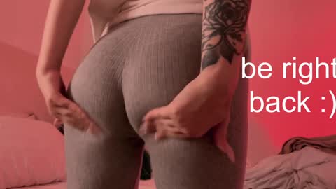 Lana online show from December 2024 07:01:01 PM