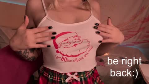 Lana online show from February 2025 08:47:02 PM