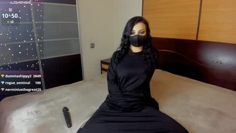 Snapshot of habibi_moon chatting on December 2024 05:36:02 AM Linda online show from December 2024 05:36:02 AM