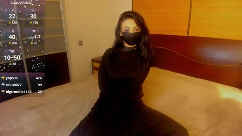 Snapshot of habibi_moon chatting on February 2025 05:37:02 AM Linda online show from February 2025 05:37:02 AM