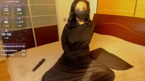 Snapshot of habibi_moon chatting on March 2025 05:29:02 AM Linda online show from March 2025 05:29:02 AM