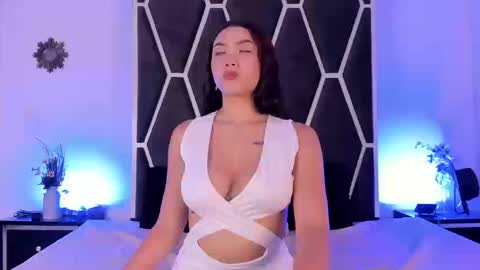 Kendal online show from September 2025 09:26:01 PM