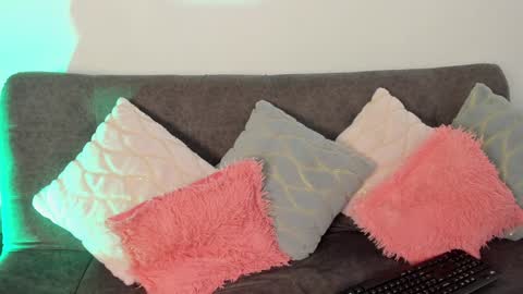 Snapshot of haileebeer_ chatting on December 2024 03:04:01 PM Hailee online show from December 2024 03:04:01 PM