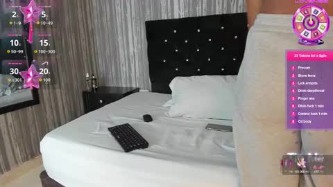 hailey_johnsonn online show from September 2025 12:17:02 PM