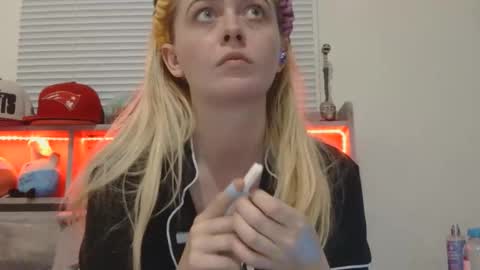 Hailey and d online show from January 2026 12:23:02 AM