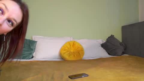 Hailey online show from February 2025 07:54:02 AM