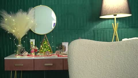 Hailey online show from December 2025 04:29:02 AM