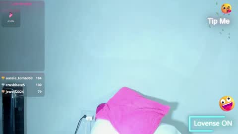 haileystonei online show from April 2026 10:00:01 AM