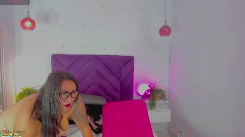haileystonei online show from July 2026 11:48:02 AM