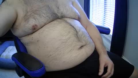Snapshot of hairbear63 chatting on March 2026 05:15:01 PM HairBear63 online show from March 2026 05:15:01 PM