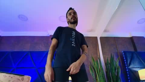 H A I R Y D I A M O N D online show from November 2025 07:13:02 PM