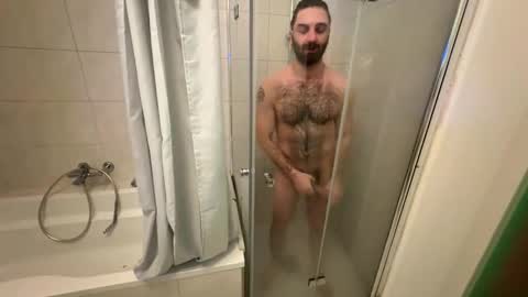 hairy_superman online show from February 2026 02:40:01 AM