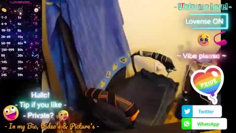 Snapshot of hairyass25yo chatting on November 2025 06:07:02 PM Puppy3 StockyDaddiesmusclebearsbeefybigmans online show from November 2025 06:07:02 PM