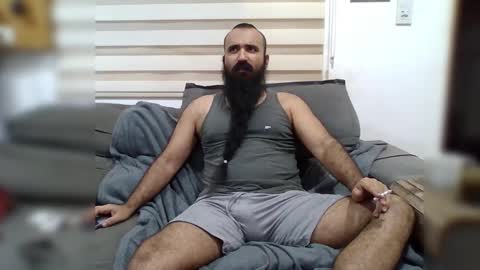 Snapshot of hairybeardedsmoker chatting on February 2026 05:06:02 AM Hairy Beard Smoker online show from February 2026 05:06:02 AM