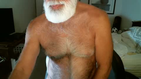 Snapshot of hairypecsguy chatting on July 2026 06:06:02 AM Hairy pecs online show from July 2026 06:06:02 AM