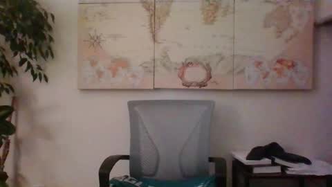 Snapshot of hairypussylover089 chatting on October 2025 04:33:02 AM hairypussylover089 online show from October 2025 04:33:02 AM