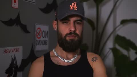 Snapshot of hairyrobxxx chatting on November 2025 08:20:01 PM HairyRobXxX online show from November 2025 08:20:01 PM