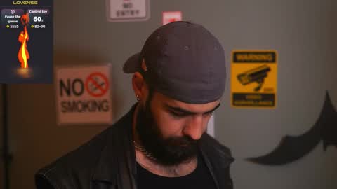 Snapshot of hairyrobxxx chatting on November 2025 04:21:02 PM HairyRobXxX online show from November 2025 04:21:02 PM